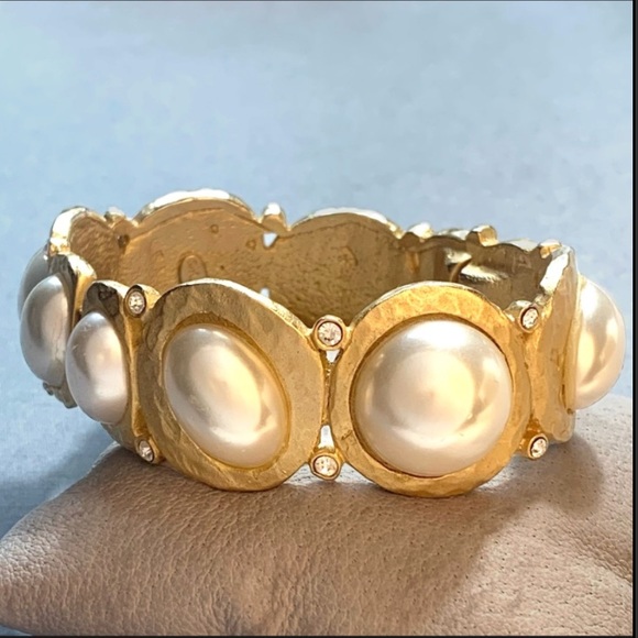 Kenneth Jay Lane Jewelry - KJL Rare Faux Pearl Hammered Gold Crystal Hinged Bracelet